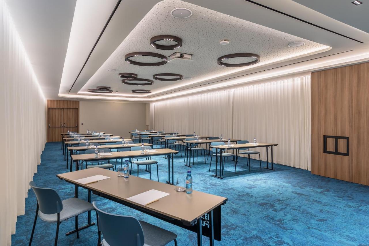 Barcelo Funchal Oldtown Hotel Ngoại thất bức ảnh Meeting room
